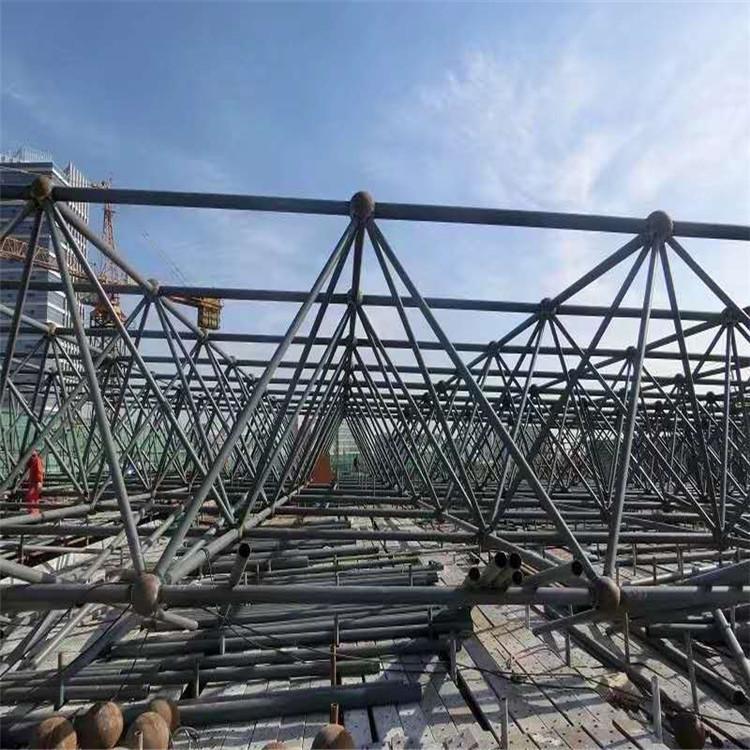 專業網架鋼結構解決方案 烏魯木齊網架、收費站網架、羽毛球館網架與泓鑫盛源廠家的應用